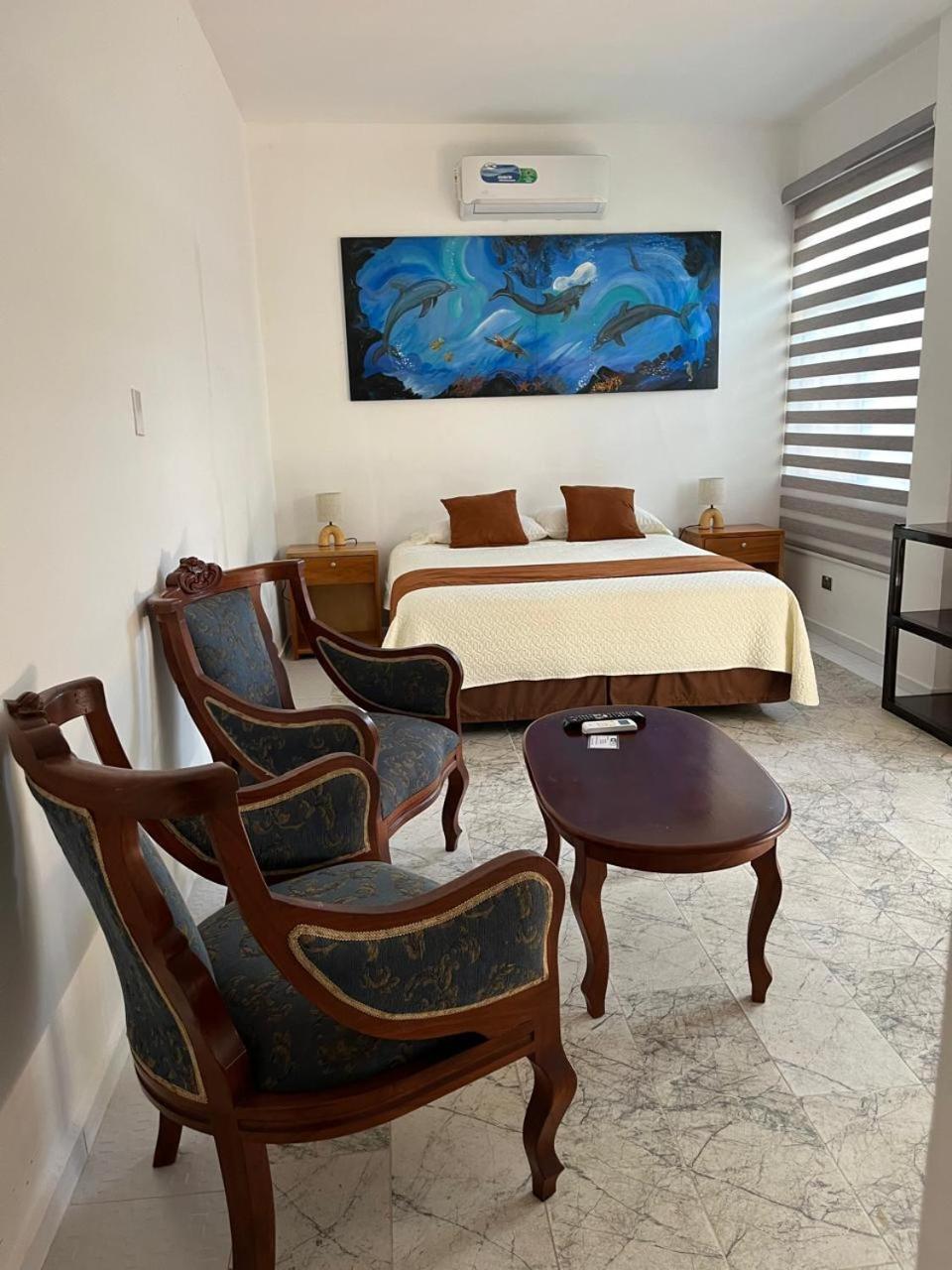 Maytenus Galapagos ปูแอร์โตอาโยรา ภายนอก รูปภาพ